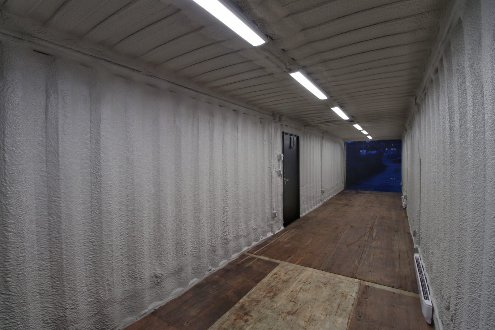 40′ Shipping Container Workshop - Custom Cubes