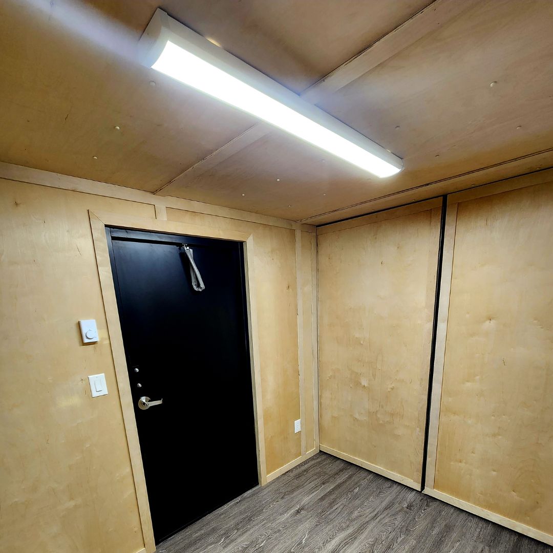 10′ STD (1-Trip) Cut-Down Construction Office - Custom Cubes