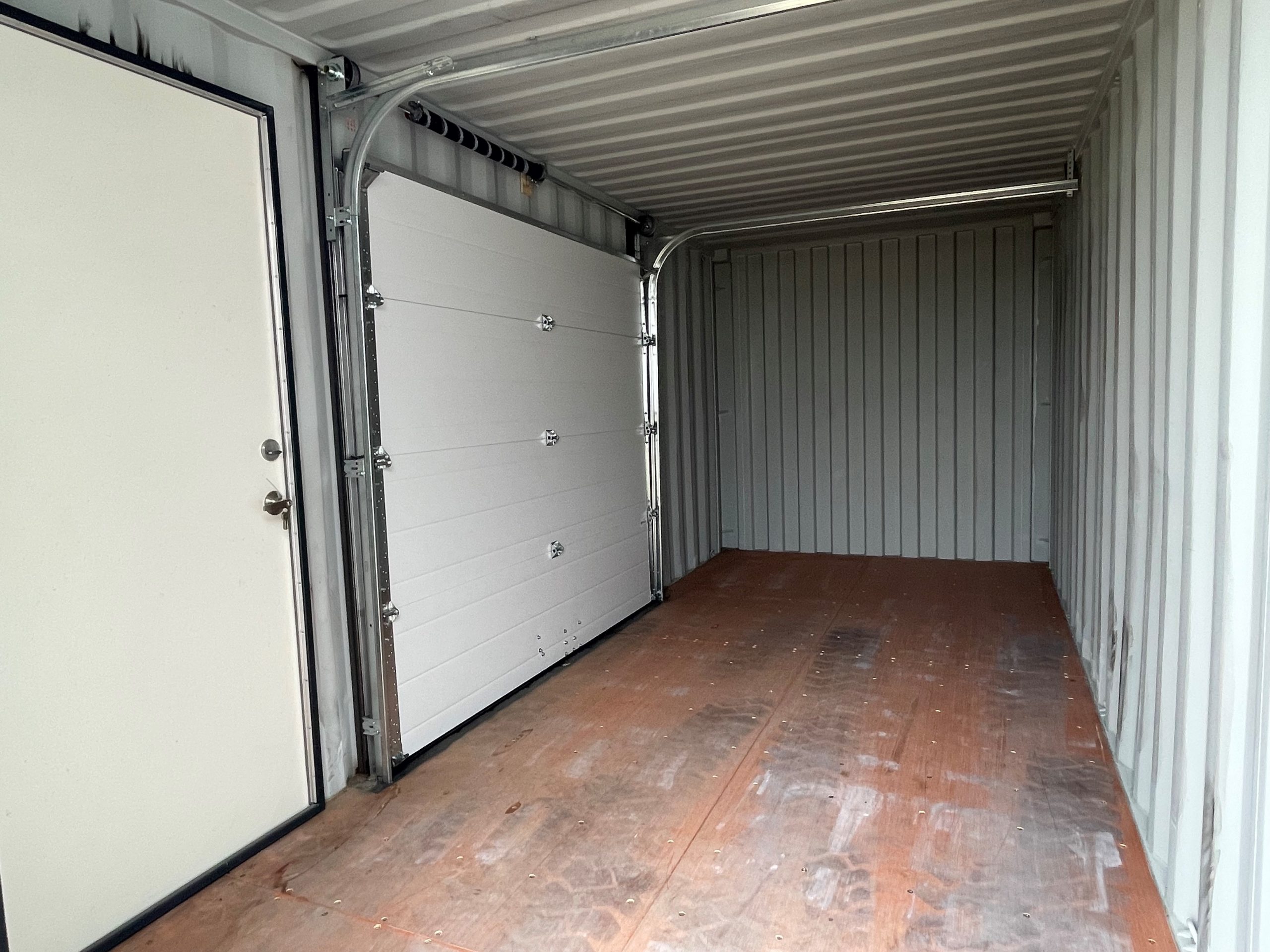 20′ STD (1-Trip) Shipping Container, Overhead/Garage Door, Locking Lever - Custom Cubes