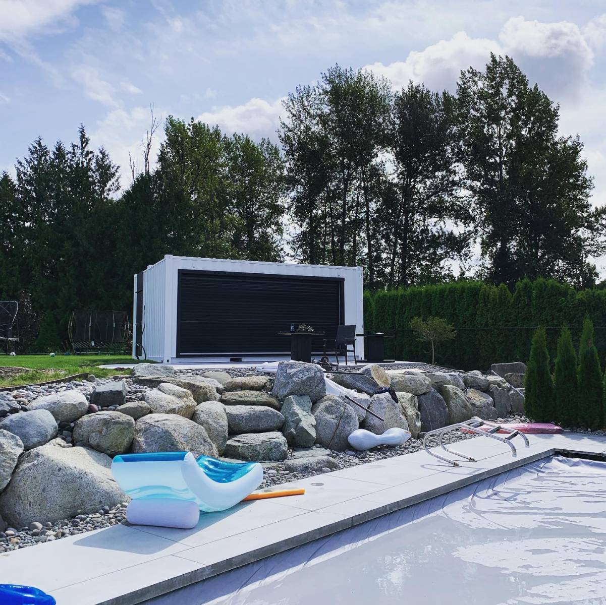 Poolside Bar Oasis in Fort Langley - Custom Cubes